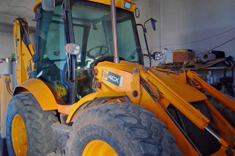 OmecoHub - Immagine JCB 4CX